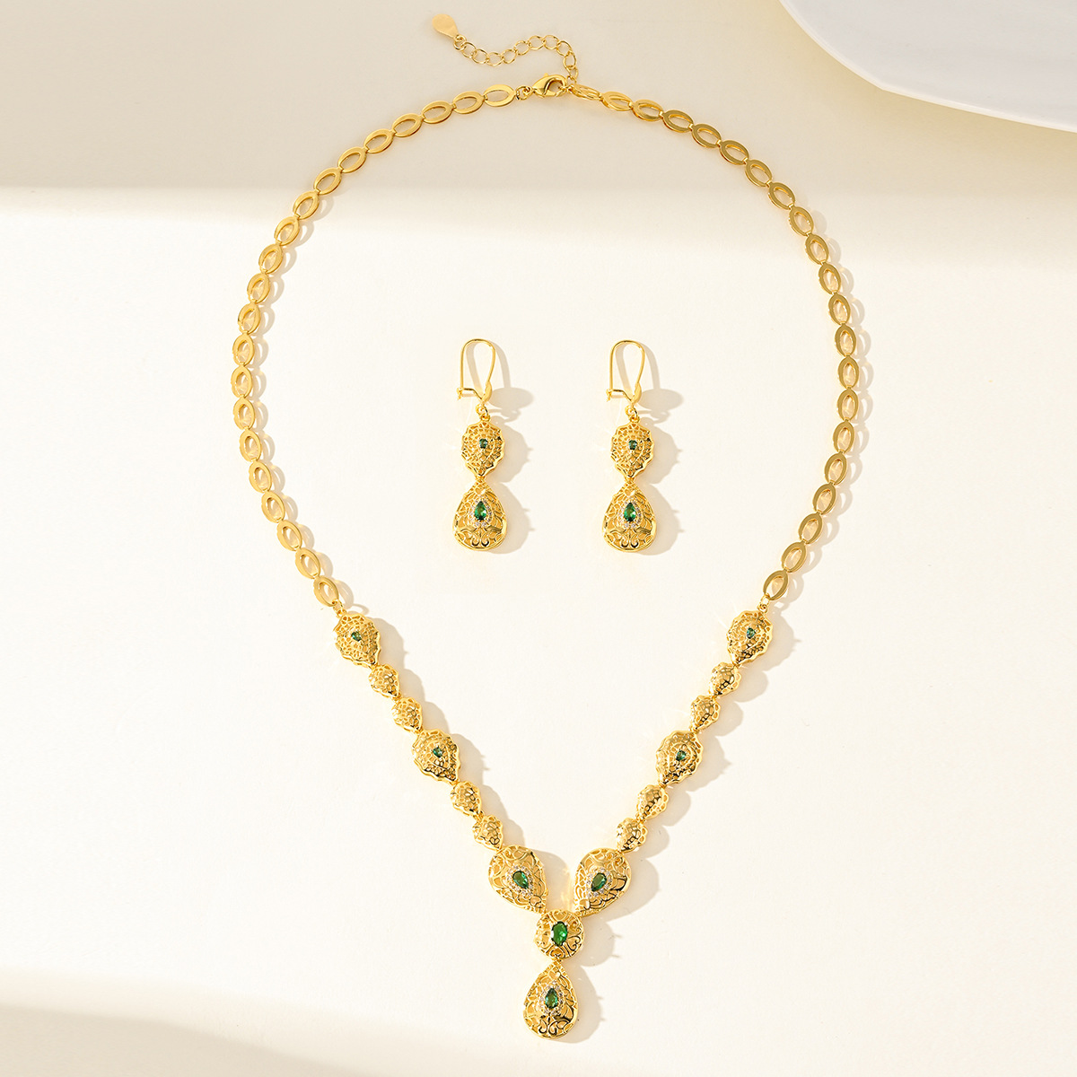 9999 Gouden Drip Set - Sierade - Women Accessories Dubai recensie en prijs