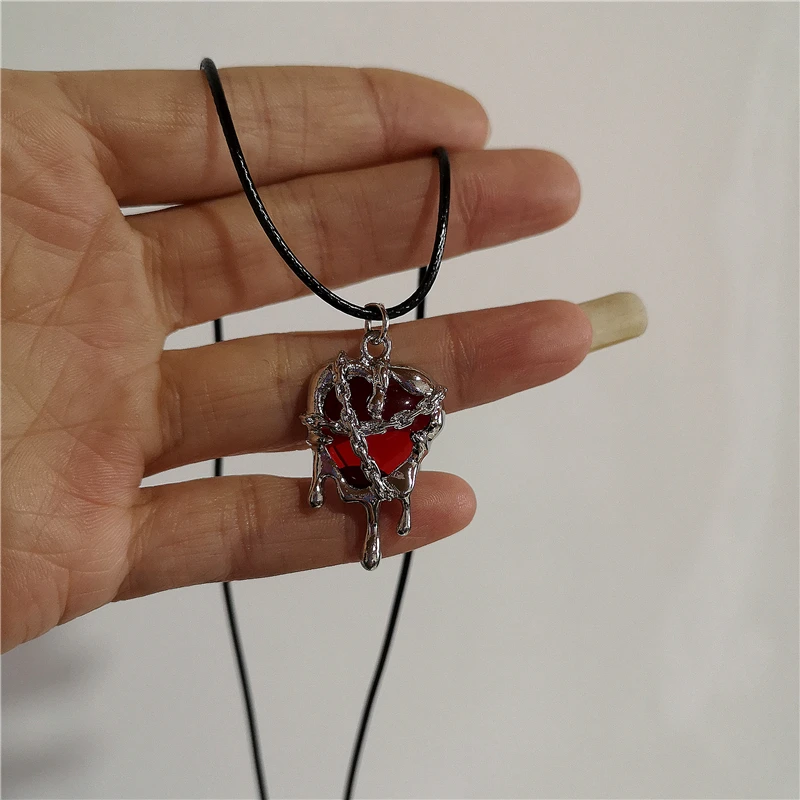 Rode Lava Hart Ster Kruis Hang - Women'S Emo Accessories recensie en prijs